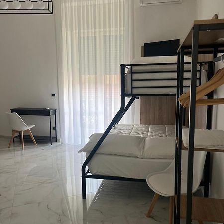 B&B Garibaldi Road Naples Exterior photo